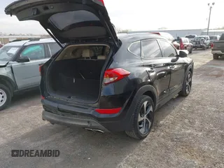 2016 Hyundai Tucson Limited with VIN KM8J33A28GU157187, listed as a IAAI auction lot 41825266 with 137,649 mi miles. Bid and sale history available at carsss.com. Image 4.
