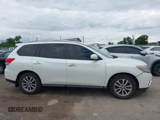 2015 Nissan Pathfinder Platinum with VIN 5N1AR2MN1FC619382, listed as a IAAI auction lot 42221642 with 118,838 mi miles and . Bid and sale history available at DreamBid. Image 13.