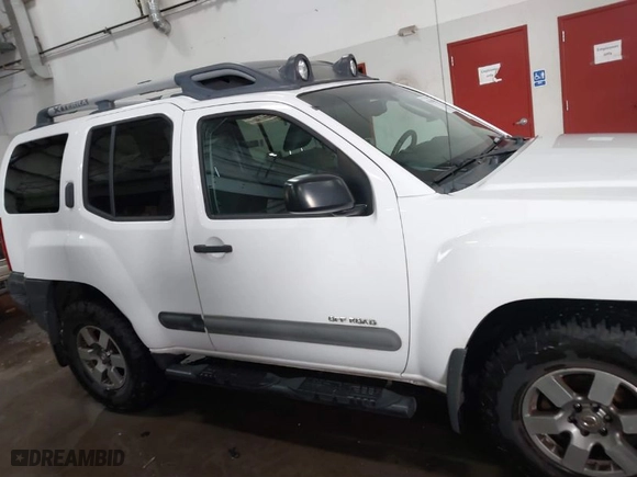 2010 Nissan Xterra Off Road with VIN 5N1AN0NW8AC512071, listed as a IAAI auction lot 41616473 with NaN miles. Bid and sale history available at carsss.com. Image 13.