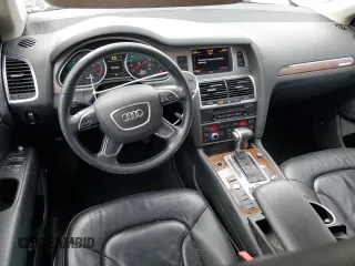 2015 Audi Q7 3.0T Premium Plus with VIN WA1LGAFE1FD030704, listed as a Copart auction lot 53684975 with 182,877 mi miles and Salvage Title. Bid and sale history available at carsss.com. Image 8.