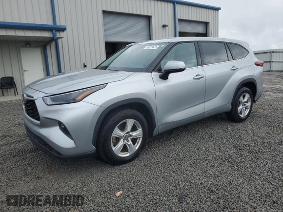 2022 Toyota Highlander LE with VIN 5TDZZRAH3NS103925, listed as a Copart auction lot 56159635 with 52,997 mi miles and Salvage title. Bid and sale history available at DreamBid. Image 1.