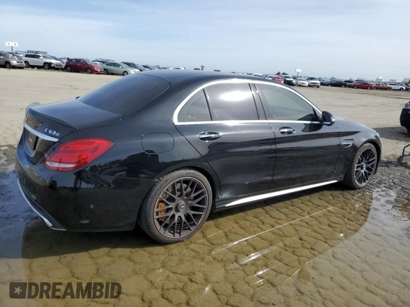 2017 Mercedes-Benz C 63 S AMG с VIN 55SWF8HB4HU193830, выставлен на аукционе Copart как лот 49514715 с пробегом 67 199 миль миль и Списание • Salvage title. История ставок и продаж доступна на DreamBid. Изображение 3.