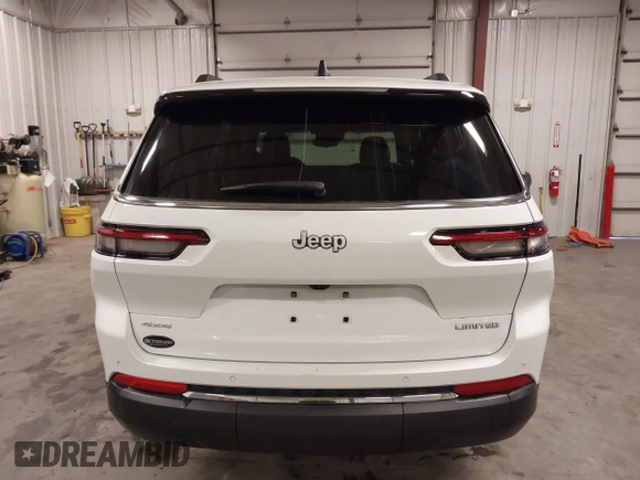 2024 Jeep Grand Cherokee Limited with VIN 1C4RJKBG1R8563129, listed as a IAAI auction lot 42289044 with 29,655 mi miles and . Bid and sale history available at DreamBid. Image 17.