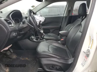2019 Jeep Compass Limited z VIN 3C4NJDCB2KT828290, wystawiony jako Copart lot #44862855 z przebiegiem 51 660 mil mil oraz Szkoda całkowita • Salvage title. Historia ofert i sprzedaży dostępna na DreamBid. Obrazek 7.