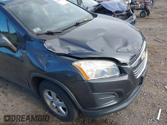 2016 Chevrolet Trax LS with VIN 3GNCJNSB3GL224437, listed as a IAAI auction lot 40637048 with 74,457 mi miles. Bid and sale history available at carsss.com. Image 6.