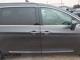 2018 Chrysler Pacifica Touring L with VIN 2C4RC1BG2JR116273, listed as a IAAI auction lot 41922292 with 125,159 mi miles and . Bid and sale history available at DreamBid. Image 13.