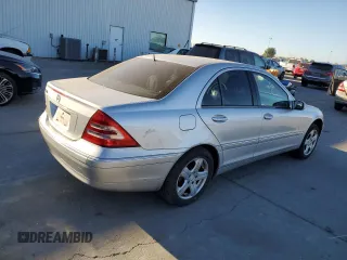 2003 Mercedes-Benz C 230/260/280/320 with VIN WDBRF64J33F309005, listed as a Copart auction lot 73726644 with Not Provided miles and Salvage Title. Bid and sale history available at DreamBid. Image 3.