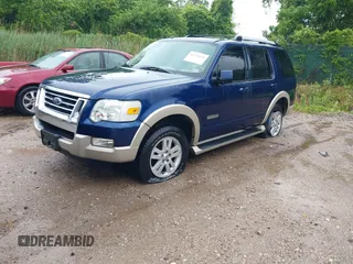 2007 Ford Explorer Eddie Bauer с VIN 1FMEU74EX7UB36790, выставлен на аукционе IAAI как лот 42370176 с пробегом 178 660 миль миль и . История ставок и продаж доступна на DreamBid. Изображение 2.