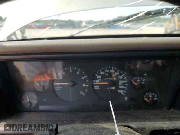 1994 Jeep Grand Cherokee Limited with VIN 1J4GZ78S1RC206288, listed as a Copart auction lot 62392685 with 207,731 mi miles and Salvage title. Bid and sale history available at DreamBid. Image 9.