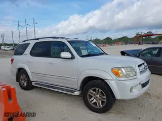 2006 Toyota Sequoia Limited with VIN 5TDBT48A86S270247, listed as a IAAI auction lot 41599079 with 317,733 mi miles. Bid and sale history available at carsss.com. Image 13.