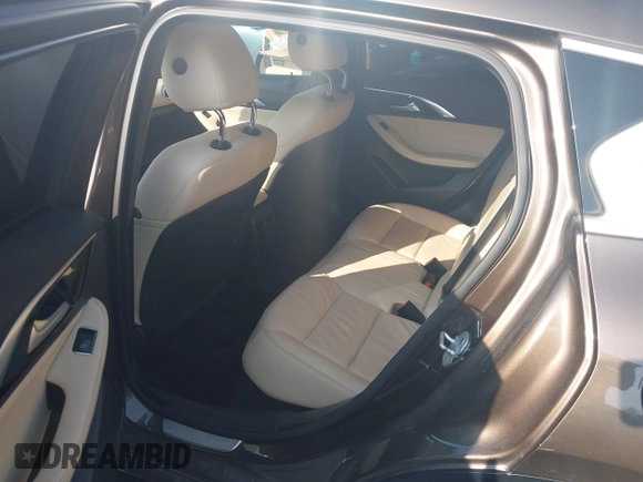2017 Infiniti QX30 Premium z VIN SJKCH5CP4HA023330, wystawiony jako IAAI lot #42407253 z przebiegiem 132 317 mil mil oraz . Historia ofert i sprzedaży dostępna na DreamBid. Obrazek 18.