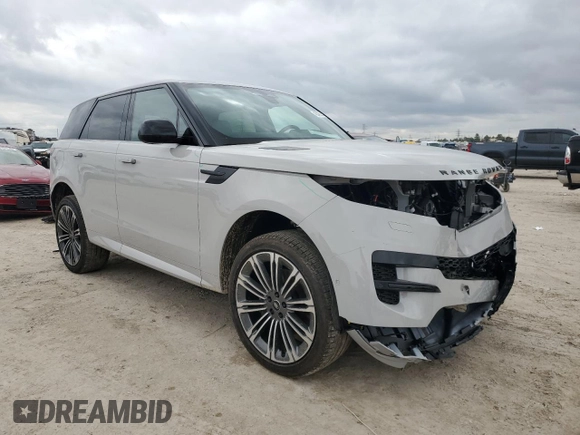2024 Land Rover Range Rover Sport Dynamic SE with VIN SAL1L9FU3RA414870, listed as a Copart auction lot 43243595 with 1,808 mi miles and Salvage Title. Bid and sale history available at DreamBid. Image 4.