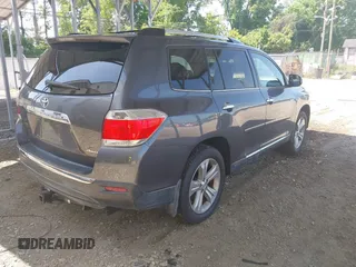 2013 Toyota Highlander Limited with VIN 5TDDK3EH2DS272953, listed as a IAAI auction lot 42582802 with 144,482 mi miles and . Bid and sale history available at DreamBid. Image 4.