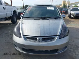 2008 Honda Fit with VIN JHMGD38468S028959, listed as a IAAI auction lot 42042292 with 226,247 mi miles. Bid and sale history available at carsss.com. Image 12.