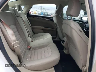 2020 Ford Fusion SE z VIN 3FA6P0LU2LR249589, wystawiony jako Copart lot #48800935 z przebiegiem 50 822 mil mil oraz Szkoda całkowita • Salvage title. Historia ofert i sprzedaży dostępna na DreamBid. Obrazek 10.