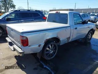 2002 Ford Ranger XL with VIN 1FTYR10U42PA62707, listed as a IAAI auction lot 41645307 with 267,824 mi miles. Bid and sale history available at carsss.com. Image 4.