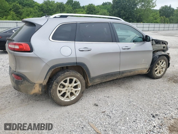 2018 Jeep Cherokee Latitude z VIN 1C4PJLCB1JD566642, wystawiony jako Copart lot #55816365 z przebiegiem 65 433 mil mil oraz Szkoda całkowita • Salvage title. Historia ofert i sprzedaży dostępna na DreamBid. Obrazek 3.