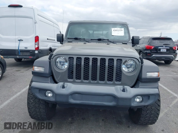 2020 Jeep Gladiator Sport S z VIN 1C6HJTAG4LL153441, wystawiony jako IAAI lot #42052329 z przebiegiem 34 660 mil mil oraz . Historia ofert i sprzedaży dostępna na DreamBid. Obrazek 12.