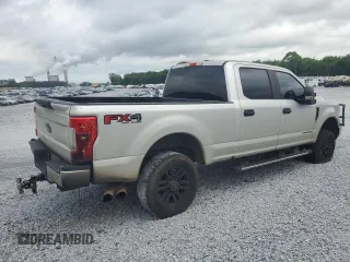 2017 Ford F-350 Platinum z VIN 1FT8W3BT2HED34278, wystawiony jako Copart lot #54627845 z przebiegiem 402 064 mil mil oraz Szkoda całkowita • Salvage title. Historia ofert i sprzedaży dostępna na DreamBid. Obrazek 3.