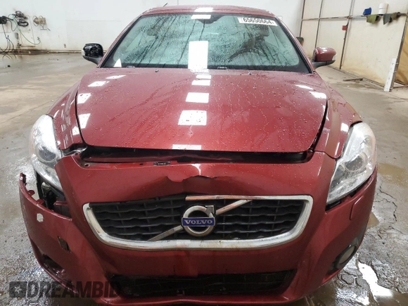 2011 Volvo C70 z VIN YV1672MC9BJ107576, wystawiony jako Copart lot #65650664 z przebiegiem 104 217 mil mil oraz Czysty tytuł • Clean title. Historia ofert i sprzedaży dostępna na DreamBid. Obrazek 5.