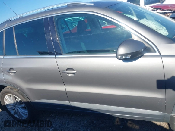 2011 Volkswagen Tiguan SE with VIN WVGBV7AX7BW538690, listed as a IAAI auction lot 41338881 with Not Provided miles and . Bid and sale history available at DreamBid. Image 14.