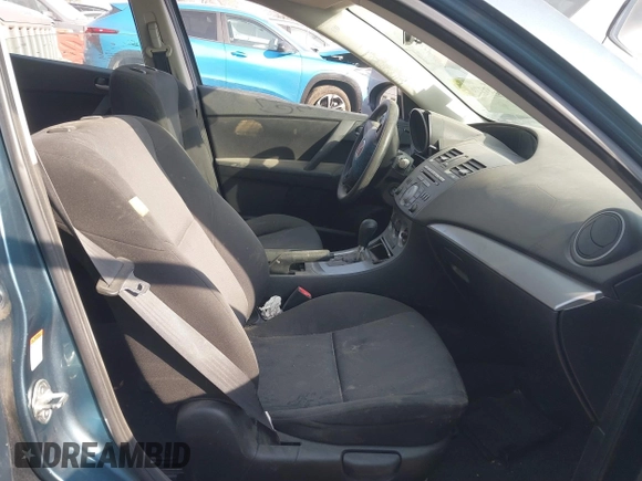 2010 Mazda 3 i Sport with VIN JM1BL1SG2A1346918, listed as a IAAI auction lot 40647776 with 129,846 mi miles and . Bid and sale history available at DreamBid. Image 5.