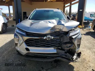2024 Chevrolet Trax 2RS with VIN KL77LJE20RC126048, listed as a Copart auction lot 50442625 with 23,819 mi miles and Salvage Title. Bid and sale history available at DreamBid. Image 5.
