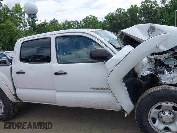 2007 Toyota Tacoma PreRunner z VIN 5TEJU62N77Z327977, wystawiony jako IAAI lot #42450935 z przebiegiem 140 983 mil mil oraz . Historia ofert i sprzedaży dostępna na DreamBid. Obrazek 13.