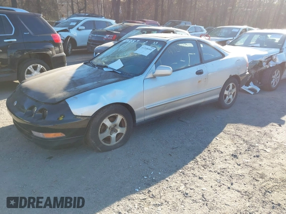 1997 Acura Integra LS with VIN JH4DC4354VS000178, listed as a IAAI auction lot 41318101 with 221,023 mi miles. Bid and sale history available at carsss.com. Image 2.