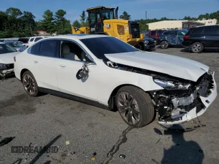 2024 BMW 5 Series 530i xDrive with VIN WBA53FJ07RCR27651, listed as a Copart auction lot 67997984 with 3,694 mi miles and Salvage Title. Bid and sale history available at carsss.com. Image 4.