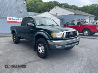 2002 Toyota Tacoma z VIN 5TEWM72N22Z142272, wystawiony jako Copart lot #60431955 z przebiegiem 230 615 mil mil oraz Czysty tytuł • Clean title. Historia ofert i sprzedaży dostępna na DreamBid. Obrazek 1.