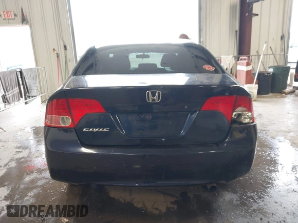 2008 Honda Civic LX z VIN 1HGFA16578L008138, wystawiony jako IAAI lot #42246207 z przebiegiem 152 247 mil mil oraz . Historia ofert i sprzedaży dostępna na DreamBid. Obrazek 17.