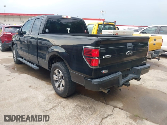 2011 Ford F-150 XL with VIN 1FTEX1CM2BFA40926, listed as a IAAI auction lot 42466581 with 203,388 mi miles and . Bid and sale history available at DreamBid. Image 3.