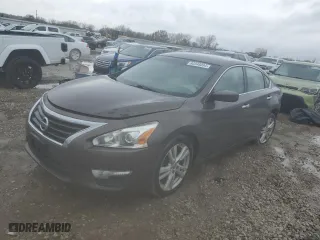 2013 Nissan Altima 3.5 SV with VIN 1N4BL3AP3DN461785, listed as a Copart auction lot 80348094 with 207,158 mi miles and Salvage Title. Bid and sale history available at carsss.com. Image 1.