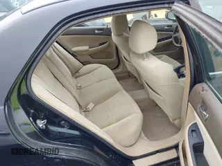 2007 Honda Accord LX SE z VIN 1HGCM56347A060871, wystawiony jako IAAI lot #42525456 z przebiegiem 205 285 mil mil oraz . Historia ofert i sprzedaży dostępna na DreamBid. Obrazek 8.