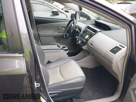 2015 Toyota Prius Two with VIN JTDZN3EU6FJ016826, listed as a IAAI auction lot 42662727 with 184,491 mi miles and . Bid and sale history available at DreamBid. Image 5.