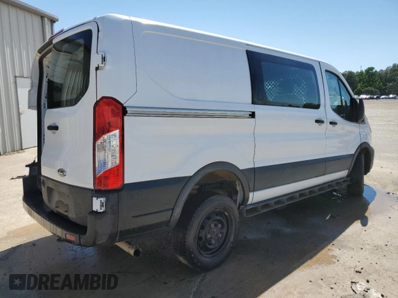 2023 Ford Transit Cargo z VIN 1FTBR1Y86PKB56878, wystawiony jako Copart lot #57893075 z przebiegiem 25 357 mil mil oraz Czysty tytuł • Clean title. Historia ofert i sprzedaży dostępna na DreamBid. Obrazek 3.