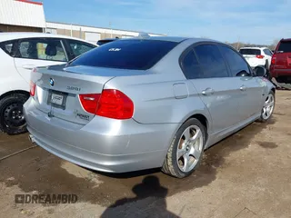 2010 BMW 3 Series 328i with VIN WBAPH7G58ANM48263, listed as a IAAI auction lot 41895524 with 99,771 mi miles and . Bid and sale history available at carsss.com. Image 4.