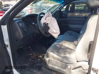 2014 Ford F-150 XL with VIN 1FTFX1CTXEFC01524, listed as a IAAI auction lot 41955270 with 251,992 mi miles. Bid and sale history available at carsss.com. Image 5.