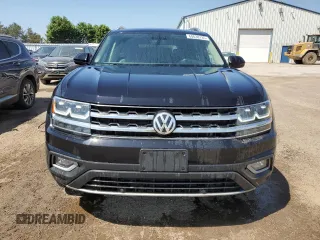 2018 Volkswagen Atlas SEL with VIN 1V2MR2CA5JC530812, listed as a Copart auction lot 60638135 with 260,790 mi miles and Salvage title. Bid and sale history available at DreamBid. Image 5.