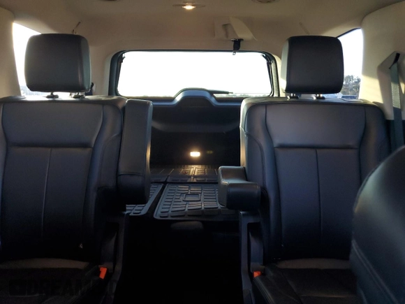 2024 Ford Expedition XLT with VIN 1FMJU1H84REA95604, listed as a Copart auction lot 86878914 with 4,977 mi miles and Salvage Title. Bid and sale history available at carsss.com. Image 10.