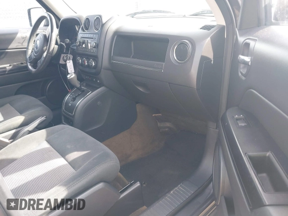 2016 Jeep Patriot High Altitude Edition with VIN 1C4NJRFB6GD661776, listed as a IAAI auction lot 41801279 with 150,931 mi miles. Bid and sale history available at carsss.com. Image 5.