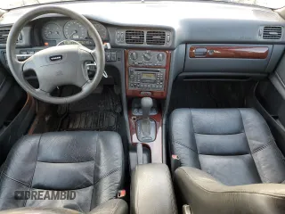 2000 Volvo S70 с VIN YV1LS61J6Y2649619, выставлен на аукционе Copart как лот 48540175 с пробегом 137 877 миль миль и Списание • Salvage title. История ставок и продаж доступна на DreamBid. Изображение 8.