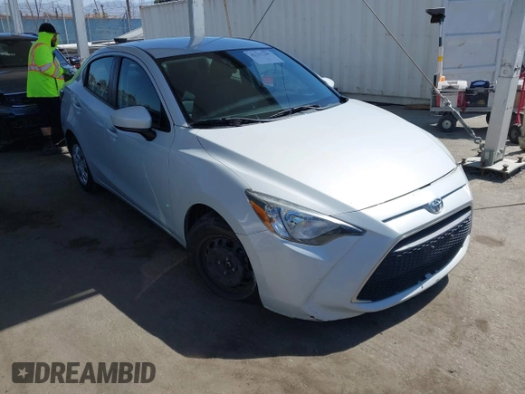 2019 Toyota Yaris L с VIN 3MYDLBYV5KY512111, выставлен на аукционе IAAI как лот 42317107 с пробегом 74 632 миль миль и . История ставок и продаж доступна на DreamBid. Изображение 1.