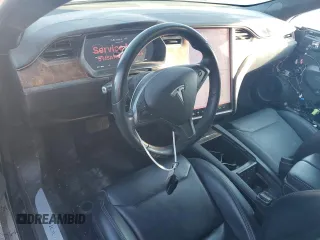 2019 Tesla Model S 75D z VIN 5YJSA1E26KF311684, wystawiony jako Copart lot #84538004 z przebiegiem 165 323 mil mil oraz Szkoda całkowita • Salvage title. Historia ofert i sprzedaży dostępna na DreamBid. Obrazek 8.