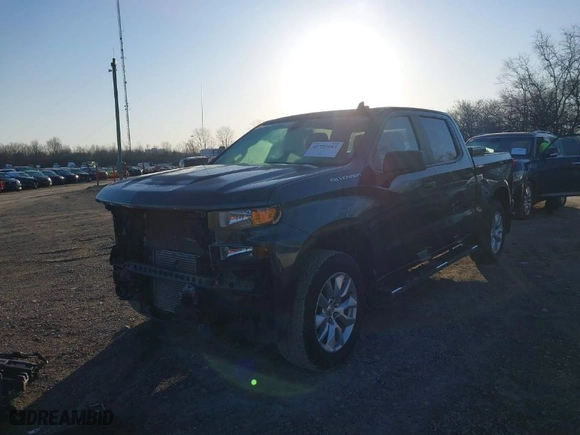 2020 Chevrolet Silverado 1500 Custom with VIN 3GCPYBEKXLG145835, listed as a IAAI auction lot 41751683 with 74,058 mi miles. Bid and sale history available at carsss.com. Image 2.