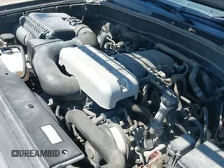 2007 Toyota 4Runner SR5 with VIN JTEZT14R370027759, listed as a IAAI auction lot 42998126 with 335,960 mi miles and . Bid and sale history available at DreamBid. Image 19.