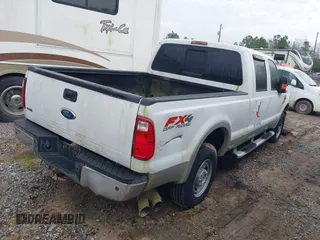 2010 Ford Super Duty F-250 SRW XL with VIN 1FTSW2BR5AEA13152, listed as a IAAI auction lot 41491929 with 310,807 mi miles. Bid and sale history available at carsss.com. Image 4.