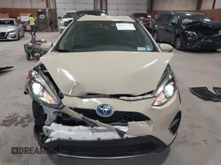 2018 Toyota Prius One with VIN JTDKDTB33J1618298, listed as a IAAI auction lot 42142736 with 101,981 mi miles and . Bid and sale history available at DreamBid. Image 13.