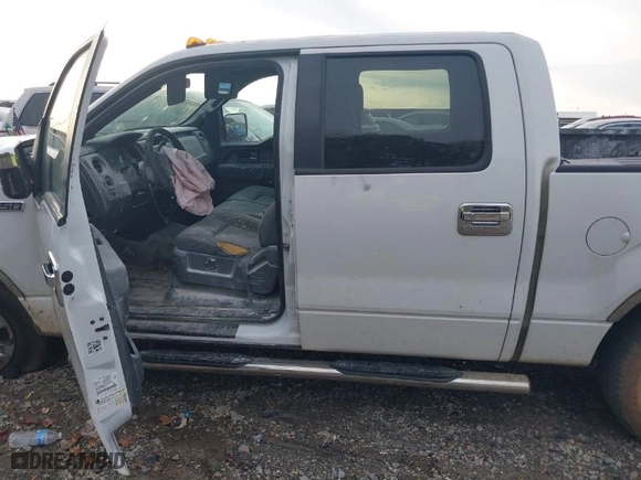 2013 Ford F-150 XL with VIN 1FTFW1CF2DFB40942, listed as a IAAI auction lot 40884111 with 266,063 mi miles. Bid and sale history available at carsss.com. Image 15.